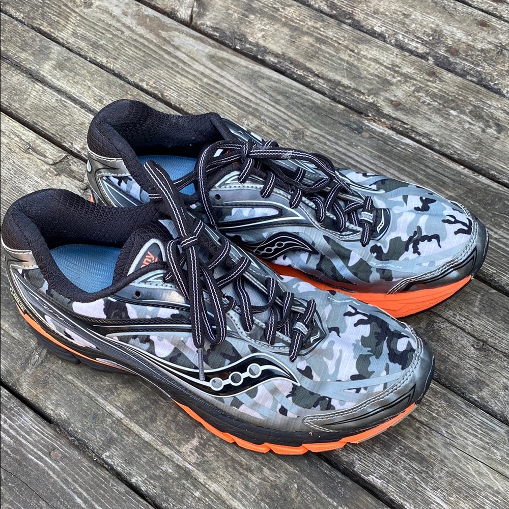 Saucony Men's Ride 8 GTX Road Running Shoe
